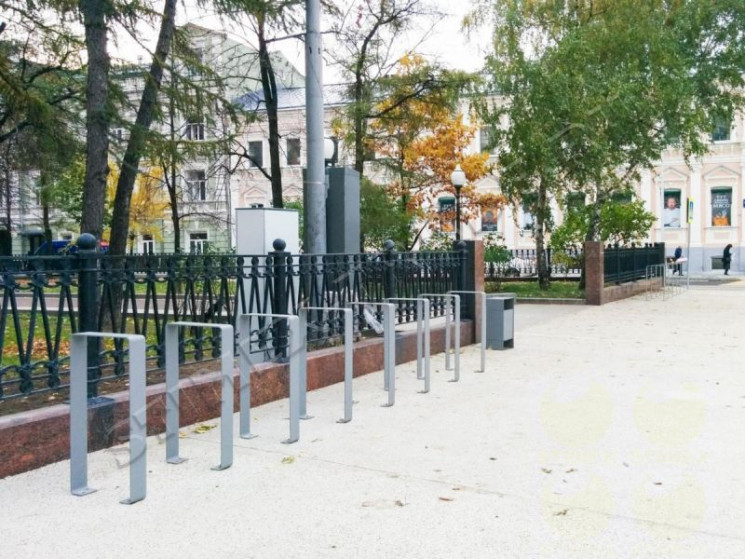 Велопарковка В20